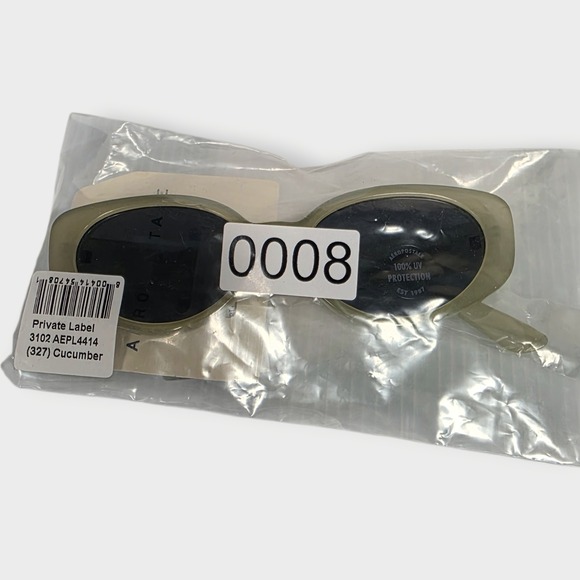 Aéropostale Women's Oval OVERSIZED Sunglasses – Cucumber Green – New With Tags - Picture 4 of 4